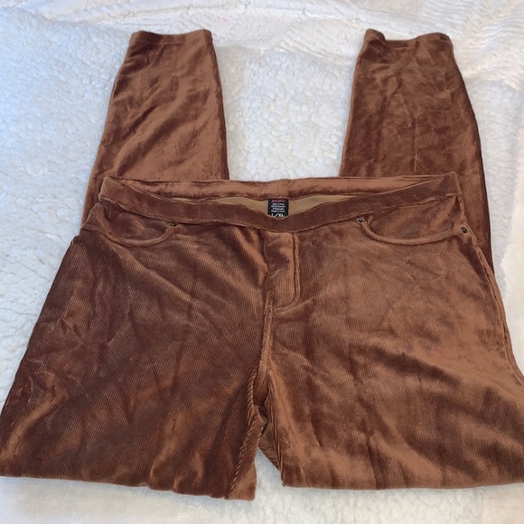 MeMoi Brown Cordoroy Pullon Jeggings with Back Pockets. Size L/XL. NWOT.​ - Picture 1 of 4